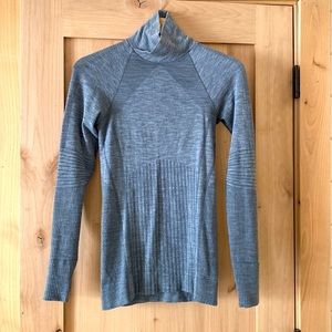 Athleta Wool Blend Ribbed Turtleneck Sweater, Size XS